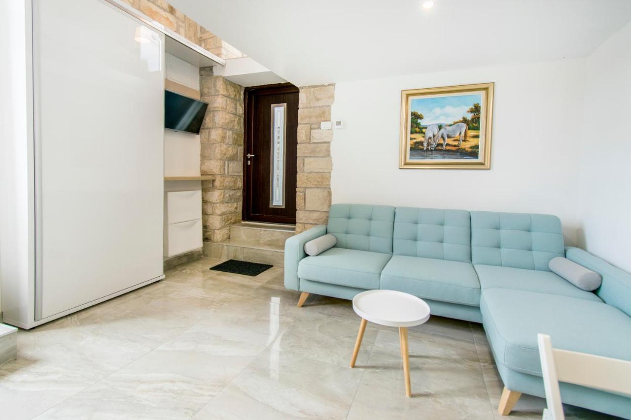 Studio Mateja Piran Bagian luar foto